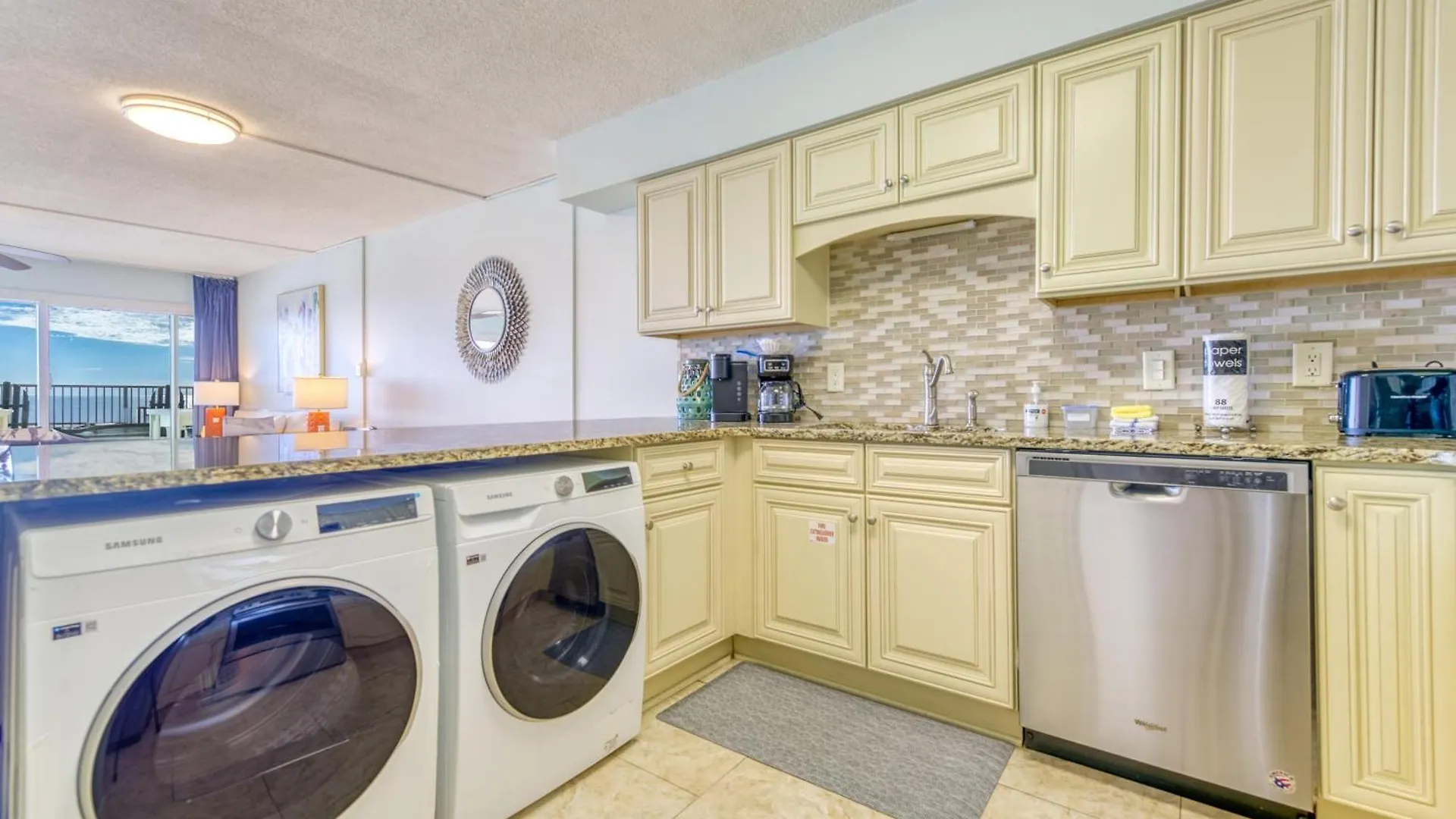 Beach House Condominiums C602 - Beachfront With Pool, Wifi, & Beach Service Destin